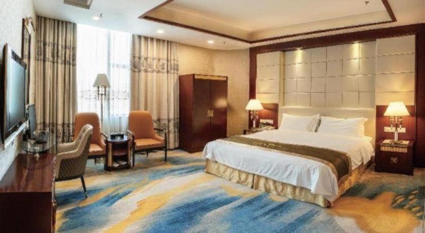 Yijian Haoting Holiday Hotel 20/46