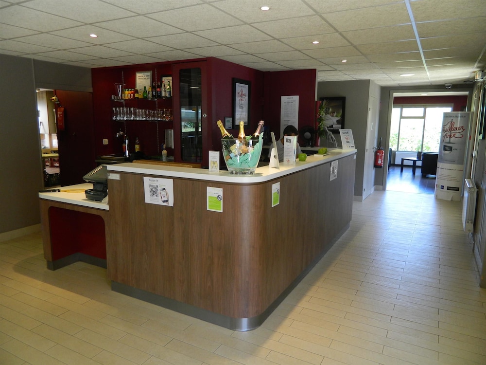 Campanile Epernay Dizy 11/64