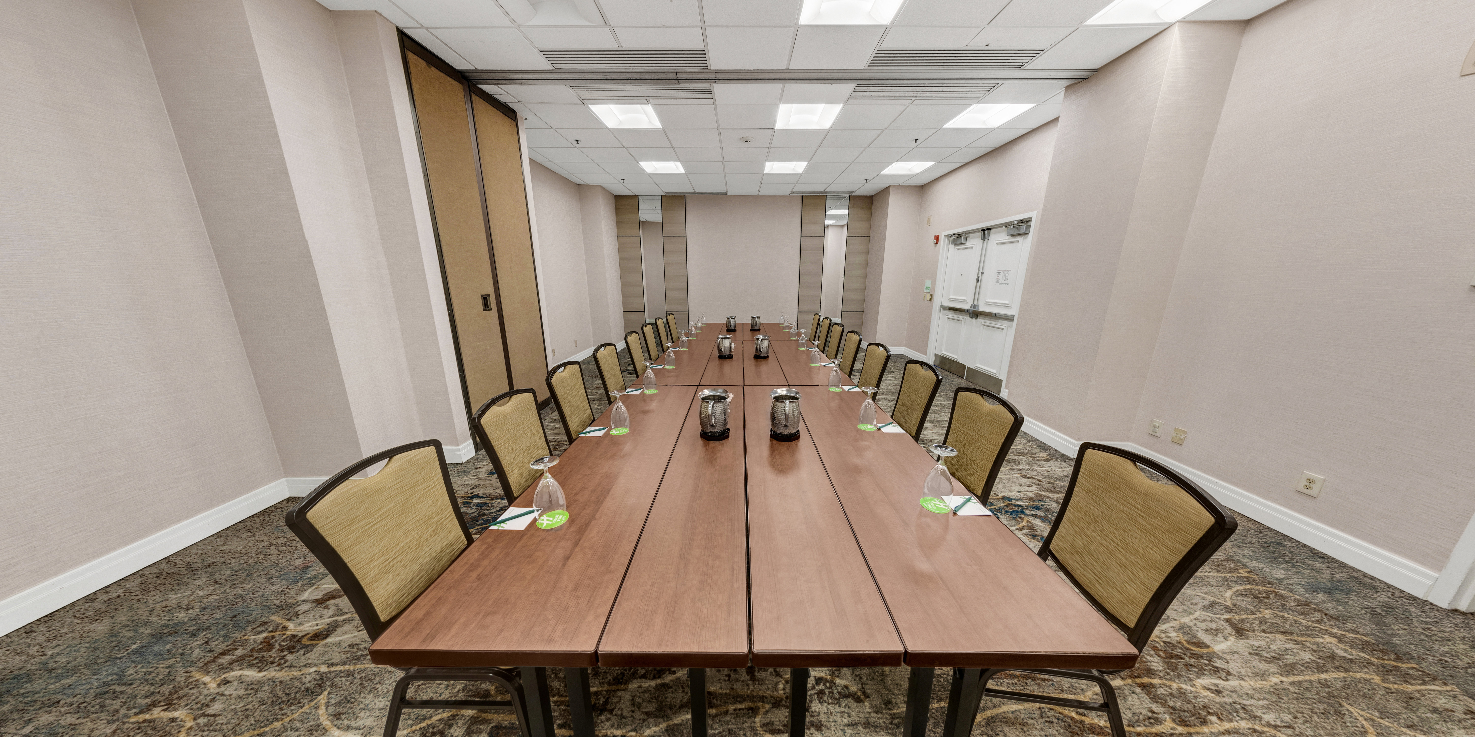 Holiday Inn San Antonio-Riverwalk 47/65