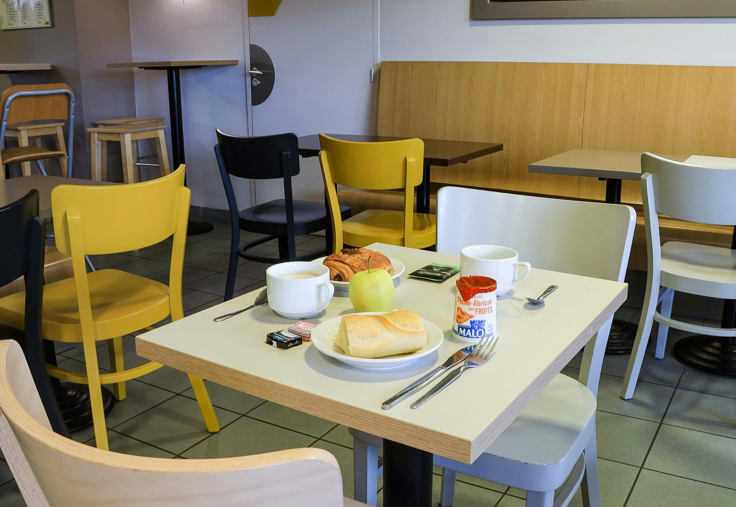 B&B Hotel Dijon Marsannay 10/17