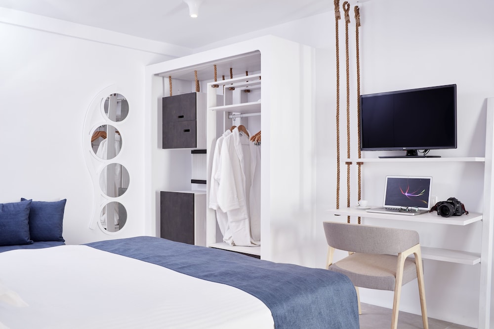 Absolute Mykonos Suites More 11/50
