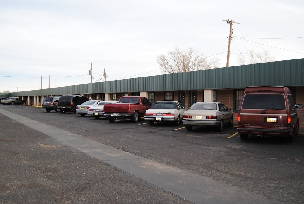 La Vista Inn 43/47