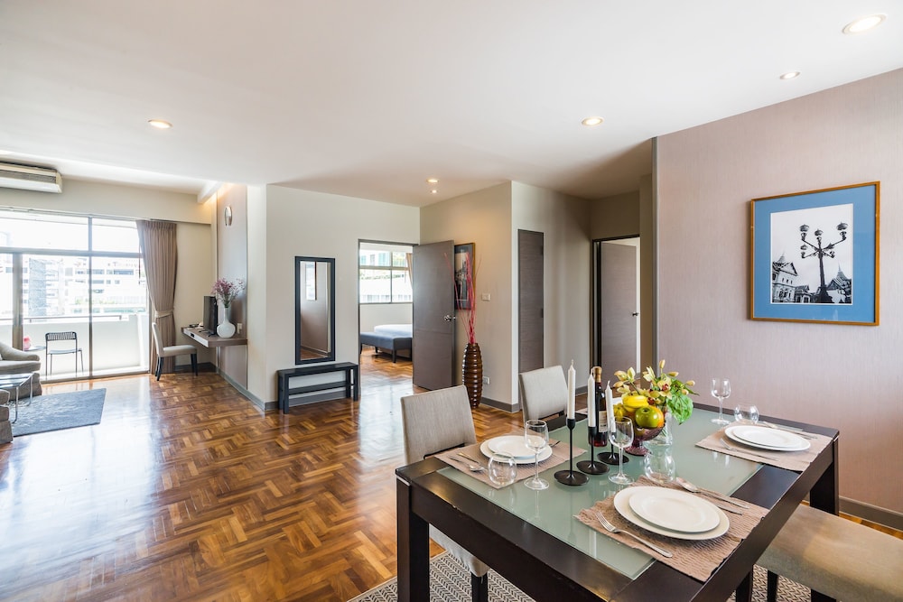Asoke Residence Sukhumvit by UHG 54/74