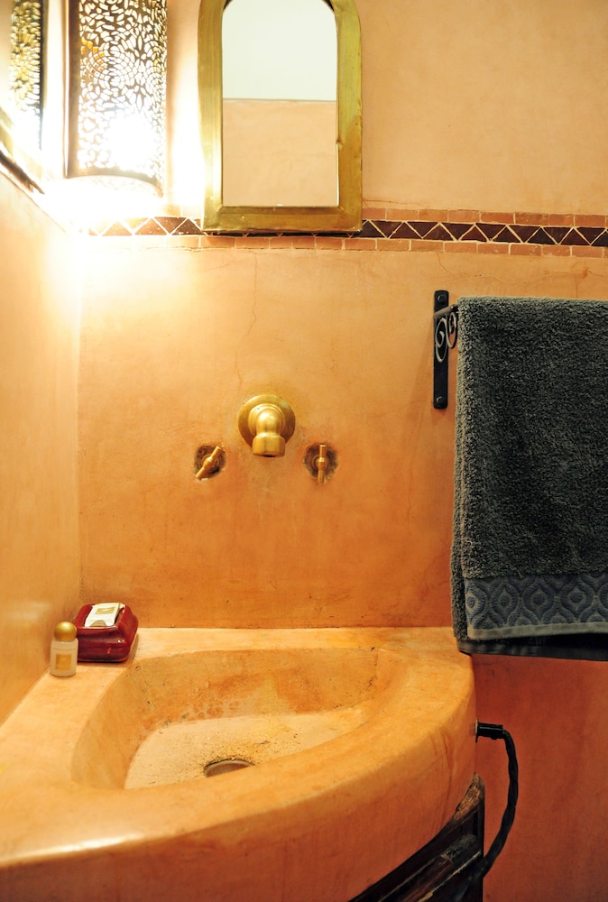 Riad Al Mamoune 33/50