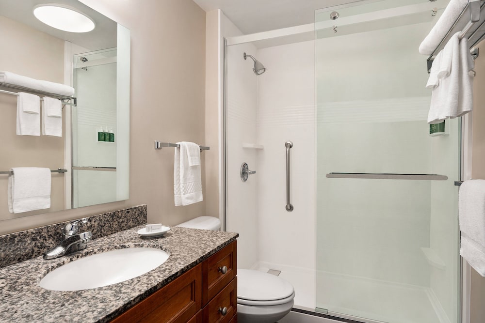 Towneplace Suites By Marriott Springfield 12/37