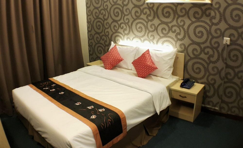 Paragon City Hotel 16/28