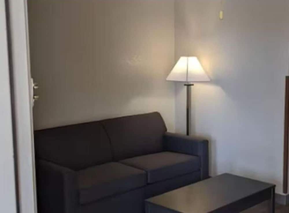 Atrium Inn Fort Stockton 6/21