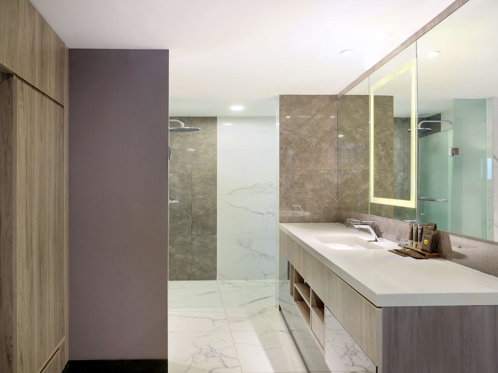 Novotel Suites Yogyakarta Malioboro 43/46