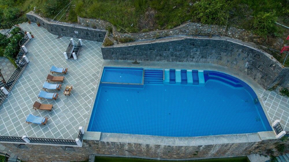 Times Kumbhalgarh Fort Resort-Pure Veg 26/45