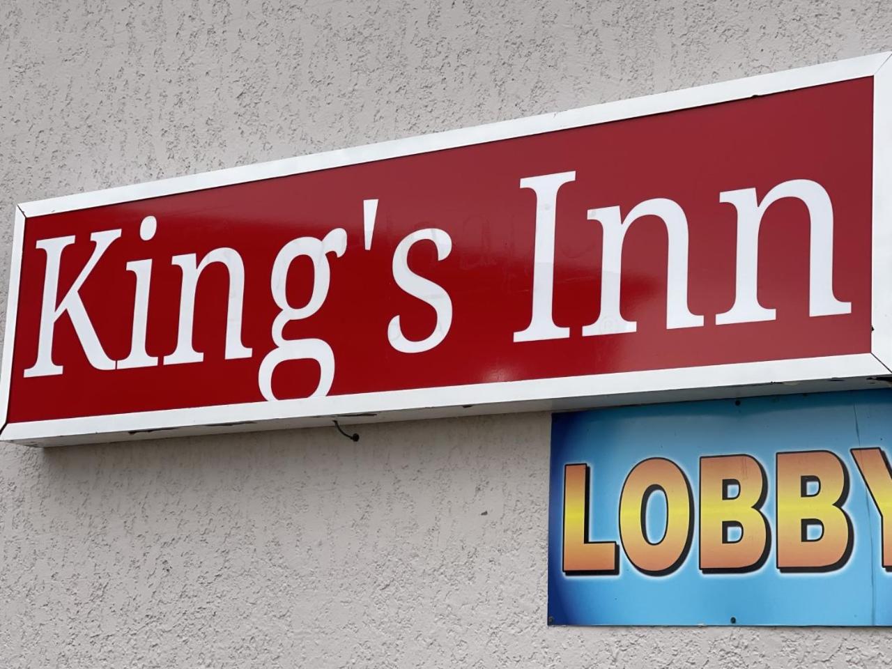 Kings Inn Torrington 8/17