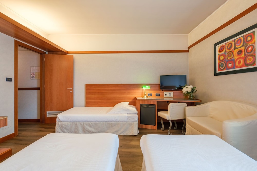 Shg Hotel Bologna 30/64