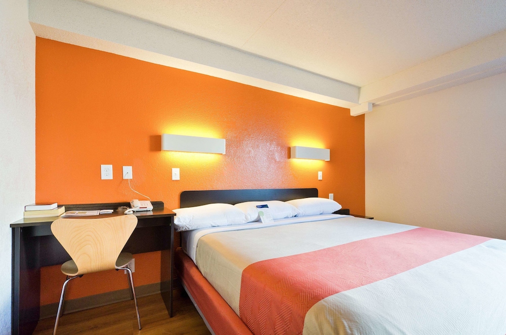 Motel6 Springfield, VA - Washington DC Southwest 22/47