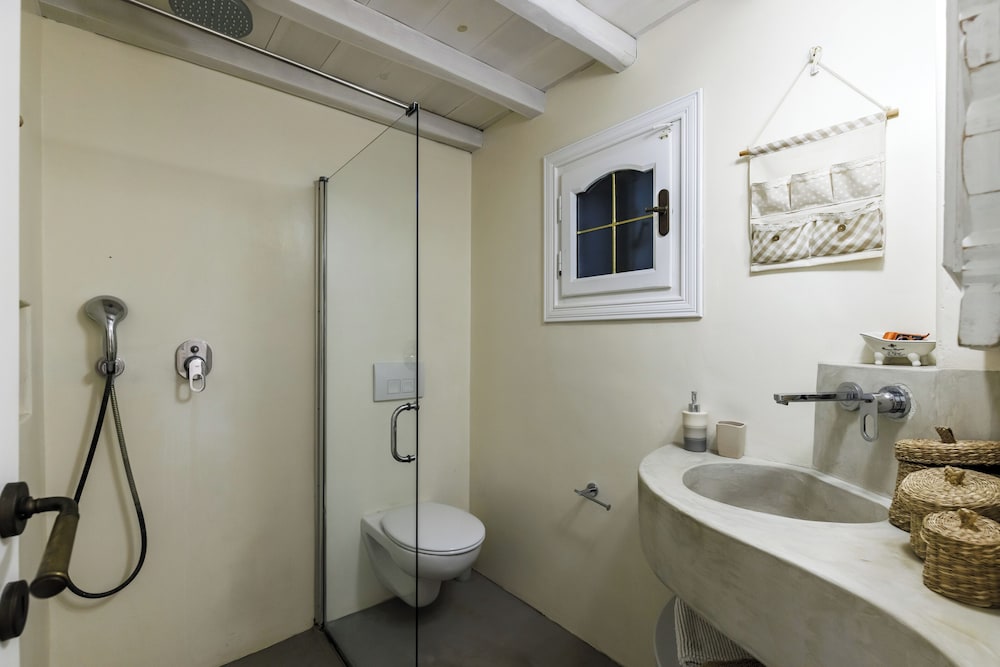 Evlalia Studios & Villas 46/50