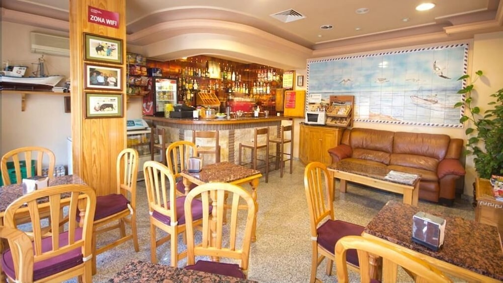 Hostal Los Corchos 25/31