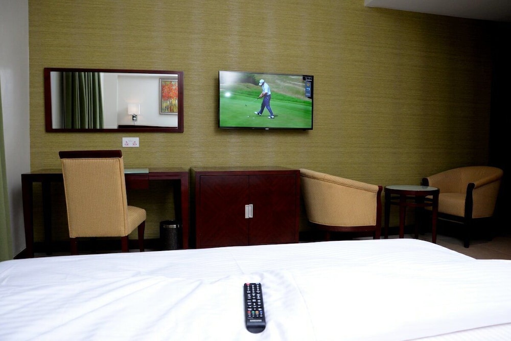 Check Inn Hotel Abuja 6/35