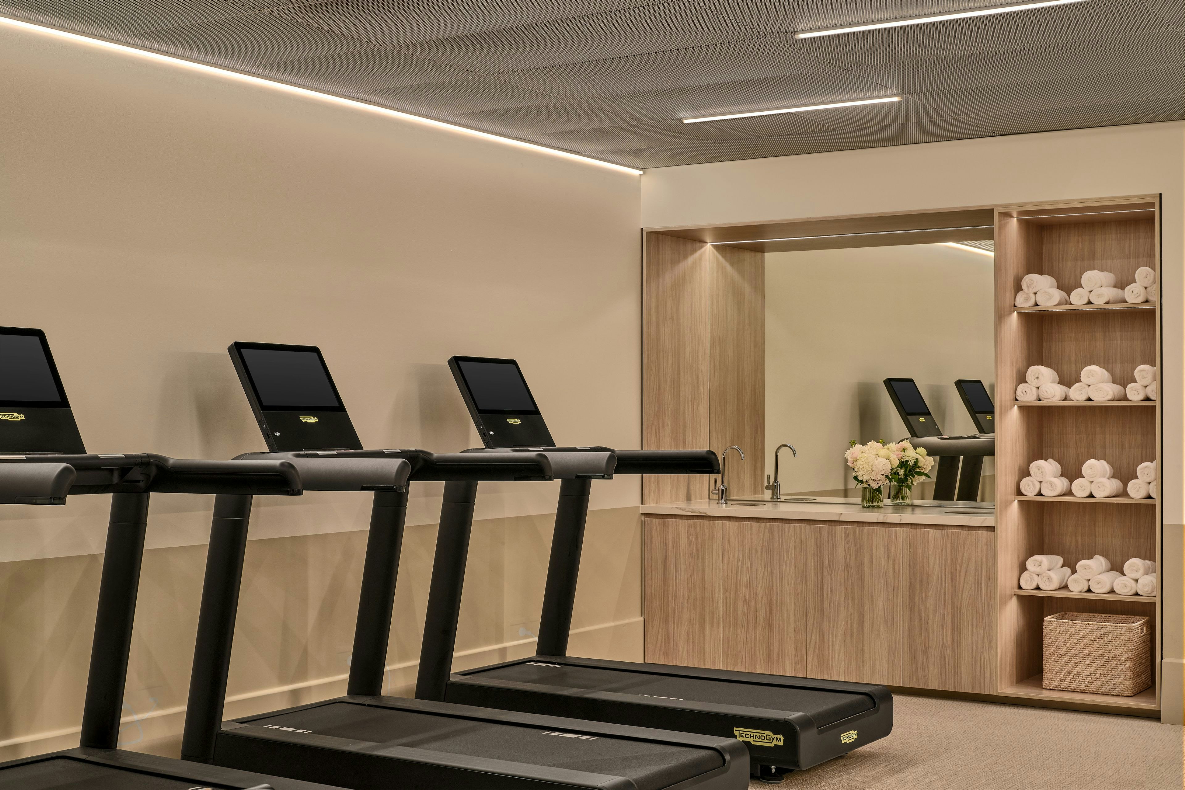 InterContinental Sydney Coogee Beach by IHG 45/80