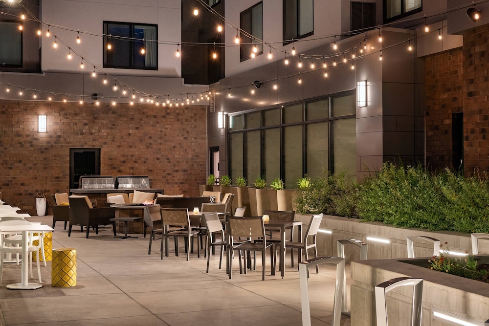 Residence Inn by Marriott Walnut Creek 32/46