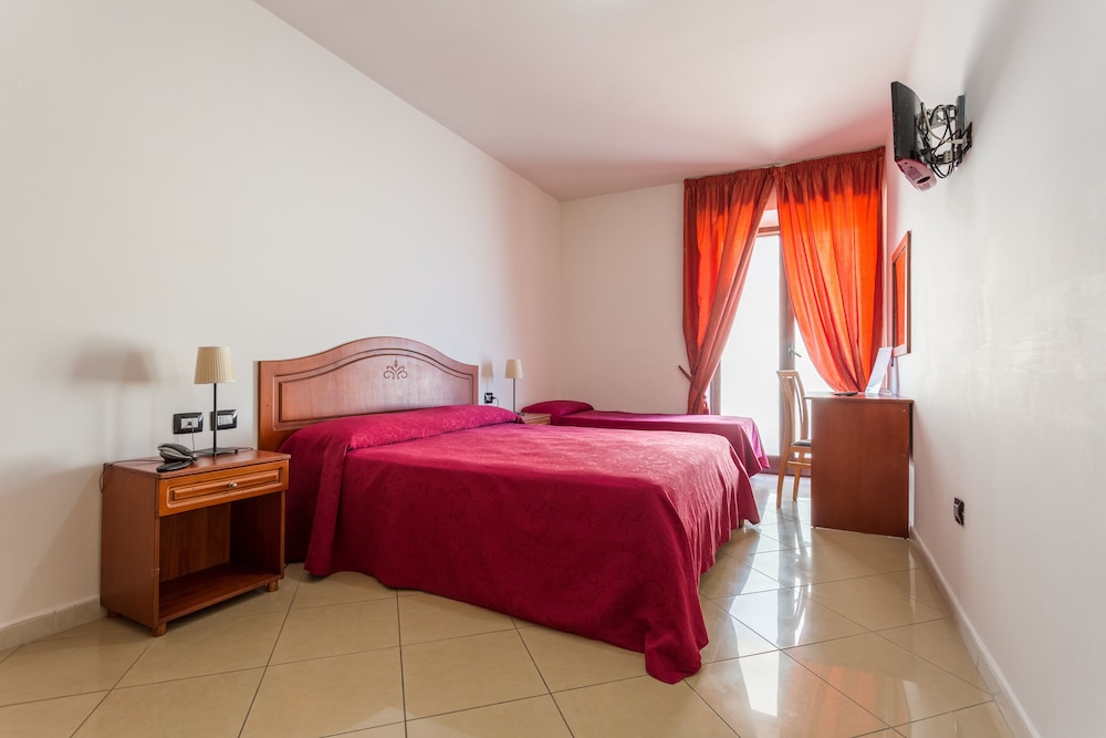 Hotel Plaza 22/50