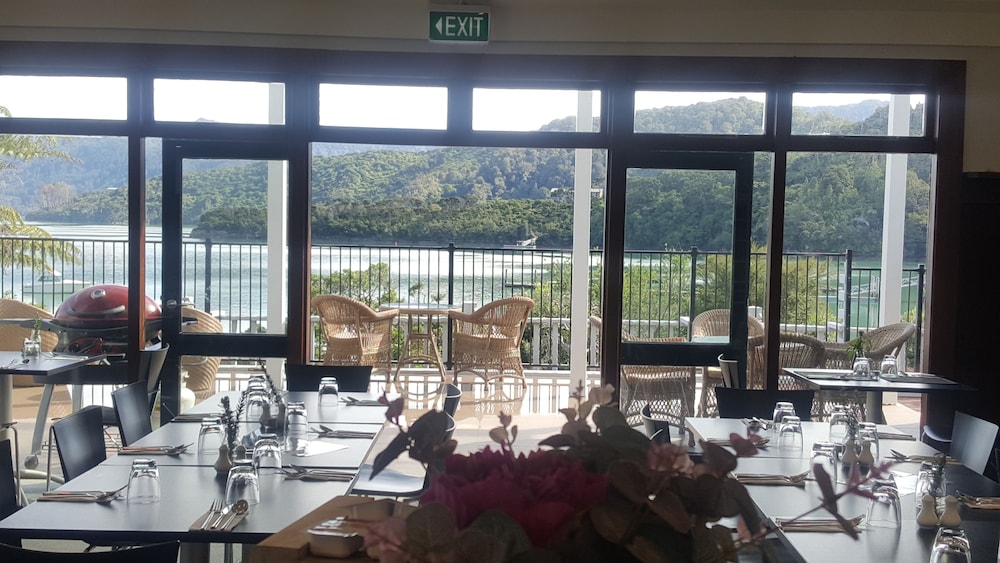 The Portage Resort 33/50