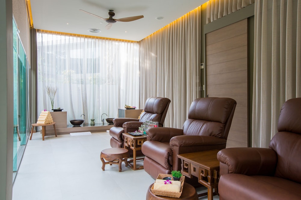 AtEase Phuket Patong 51/82