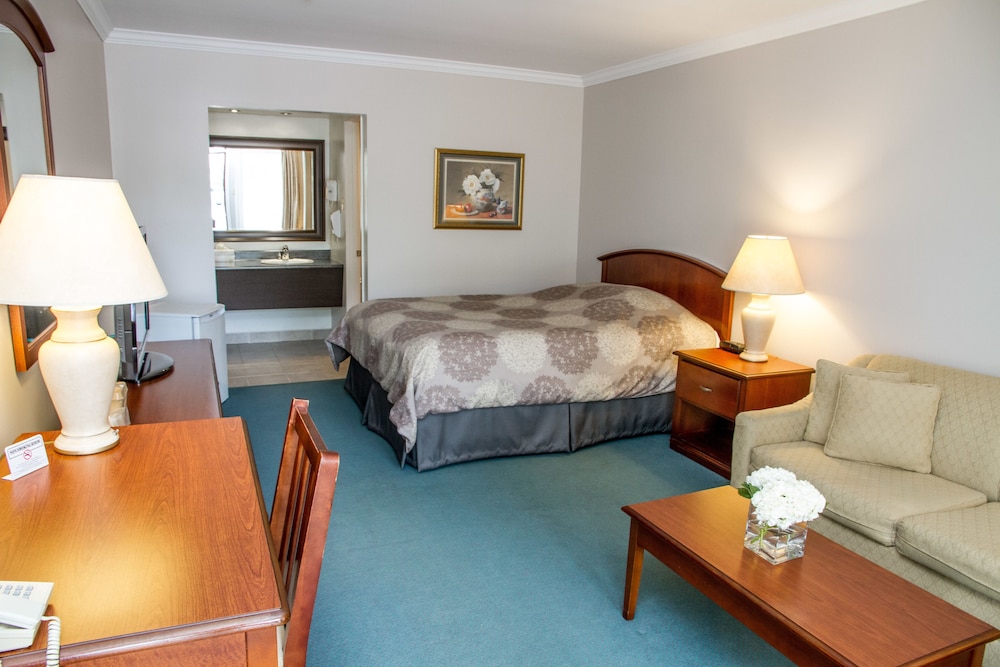 Rideau Heights Inn 18/54