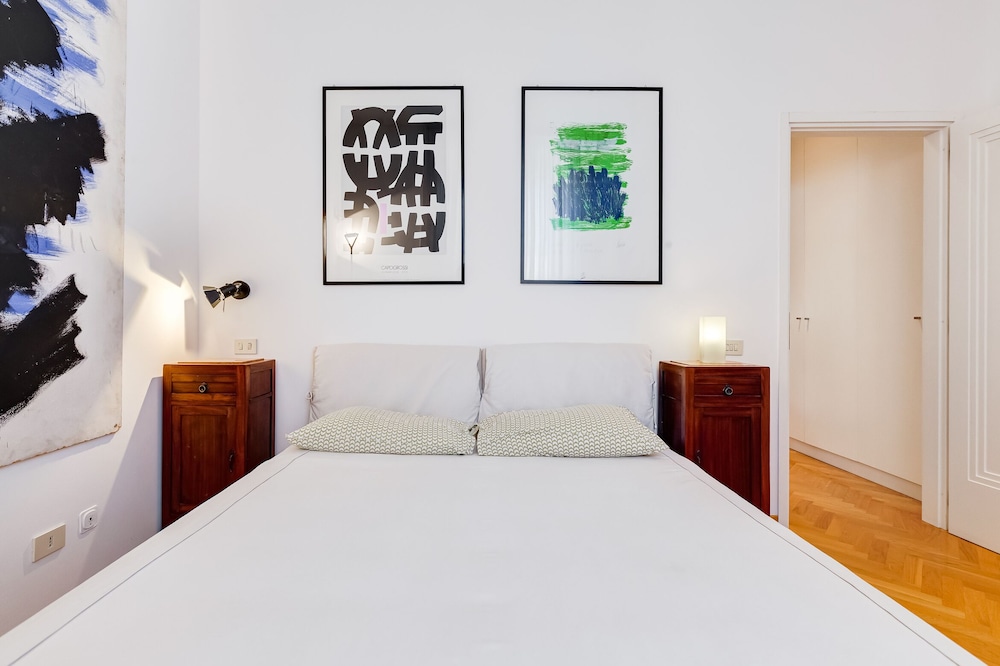 Colosseum Terrace Apartment 9/50