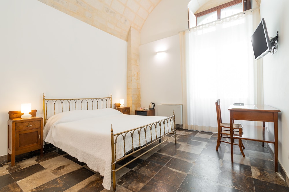 Epoca - Camere Con Stile 2/18