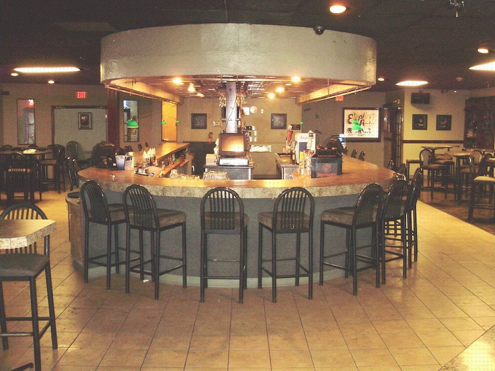Trade Winds Central Inn 24/31