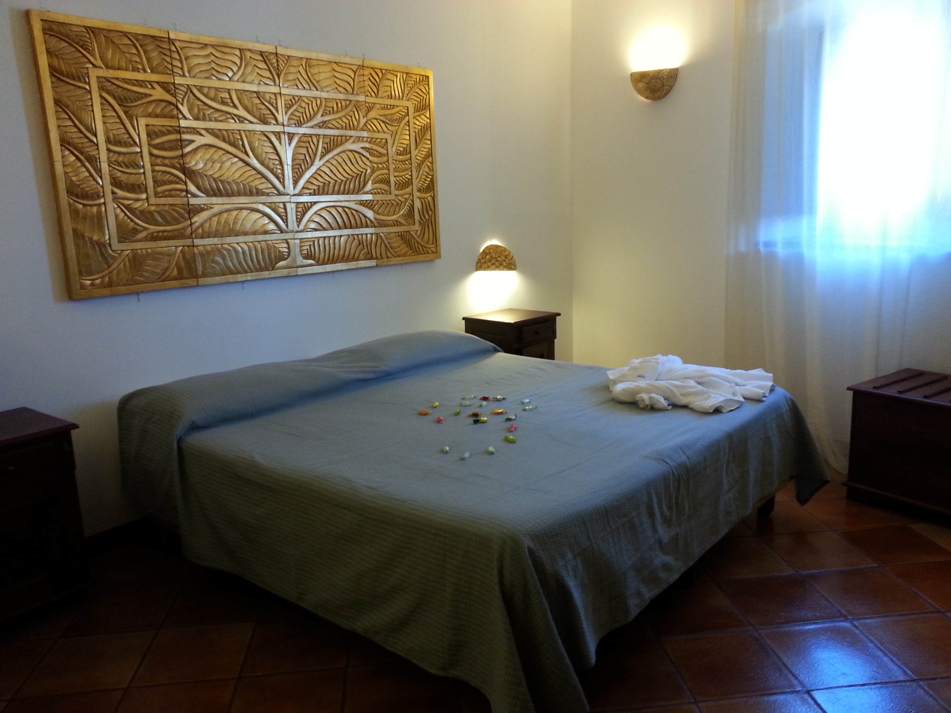 Standard, Double or Twin Bed