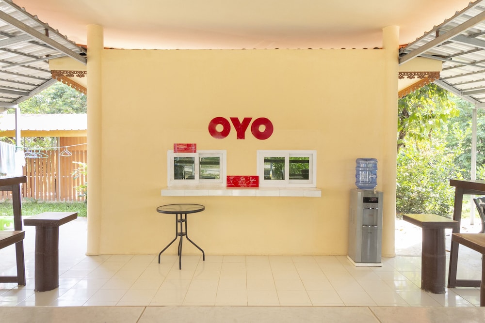 OYO 75359 Thaiburi Thara Resort 8/43