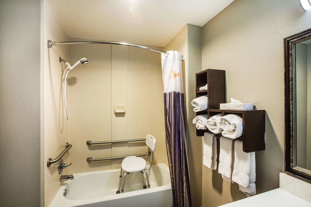 La Quinta Inn & Suites by Wyndham Baton Rouge Denham Springs 6/44