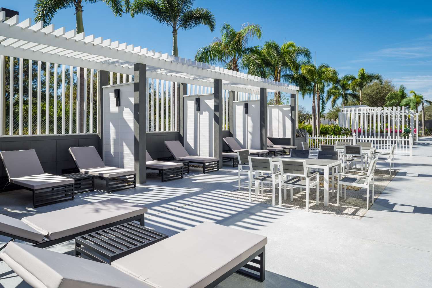 DoubleTree by Hilton Sarasota Bradenton Airport 40/49
