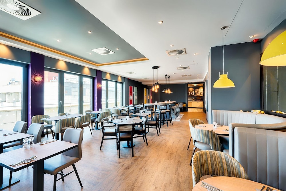 Premier Inn Dresden City Prager Strasse 37/49