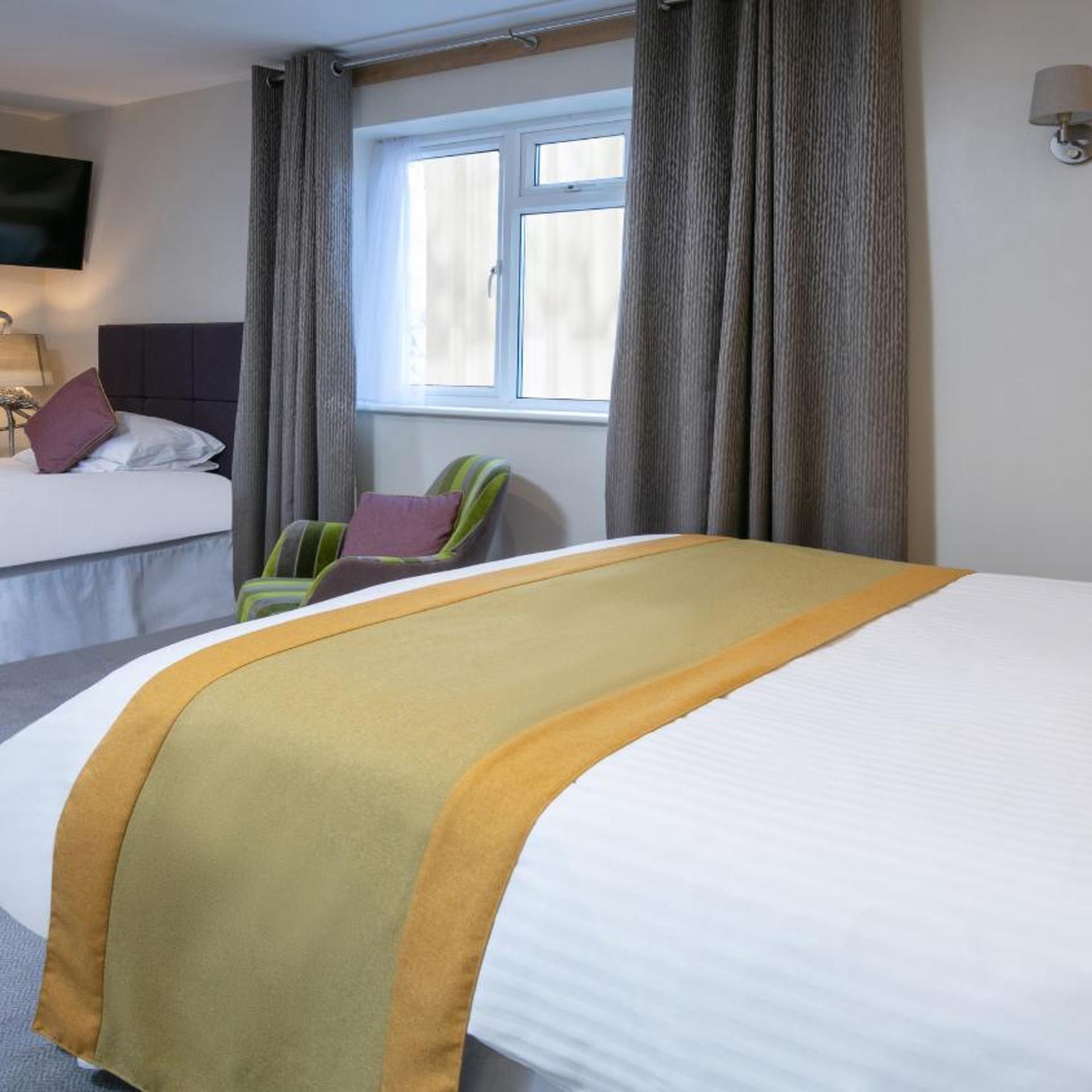 Family, Double and Twin Beds