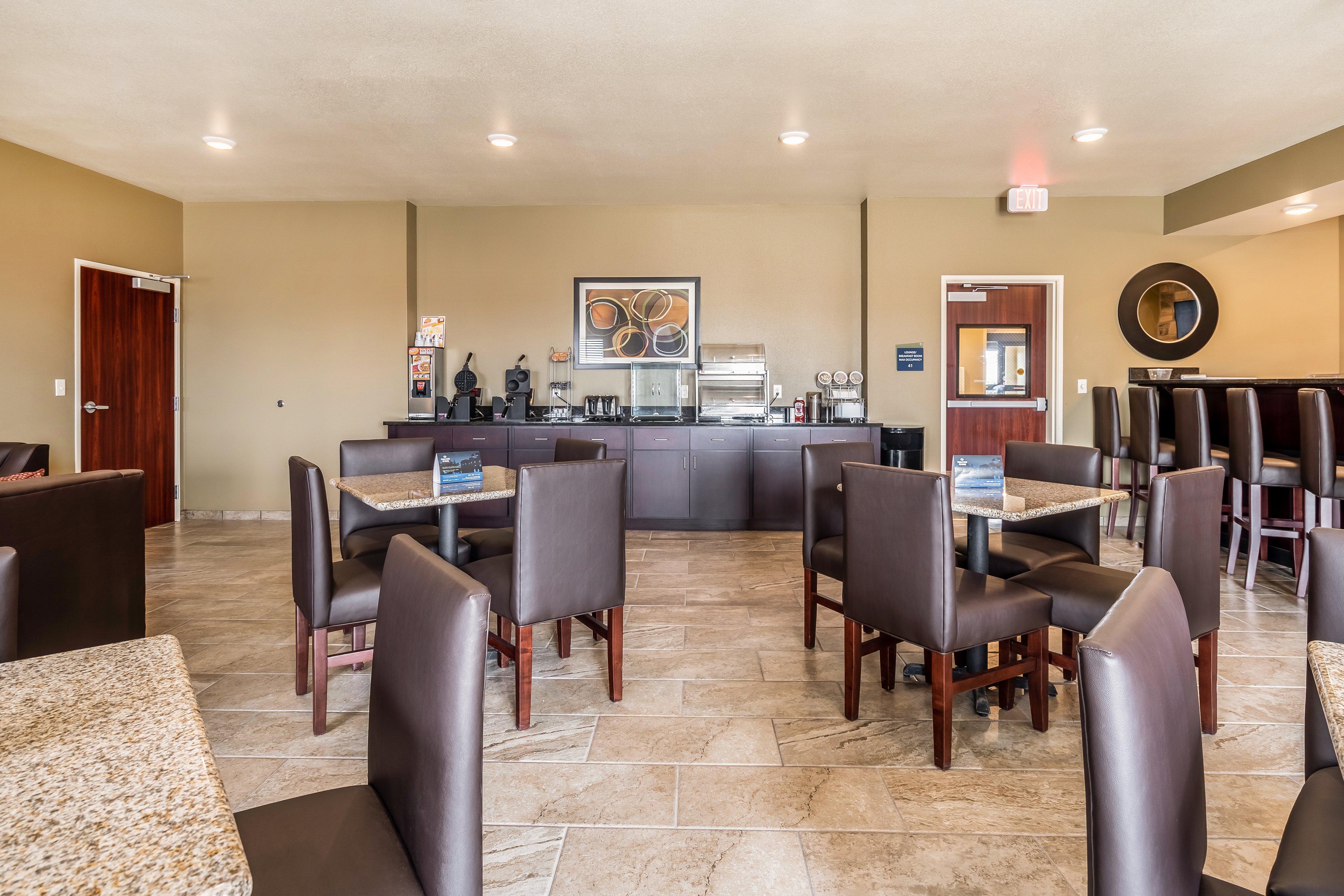 Cobblestone Inn & Suites - Kermit 39/48