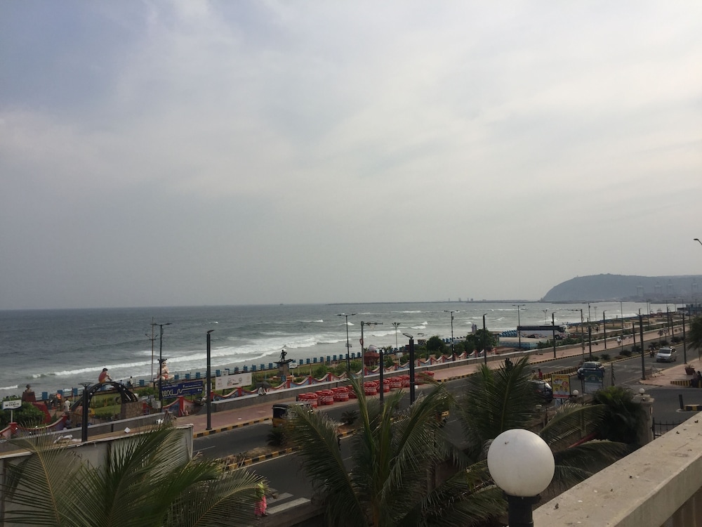 The Gateway Hotel Beach Road Viskhapatnam 27/32