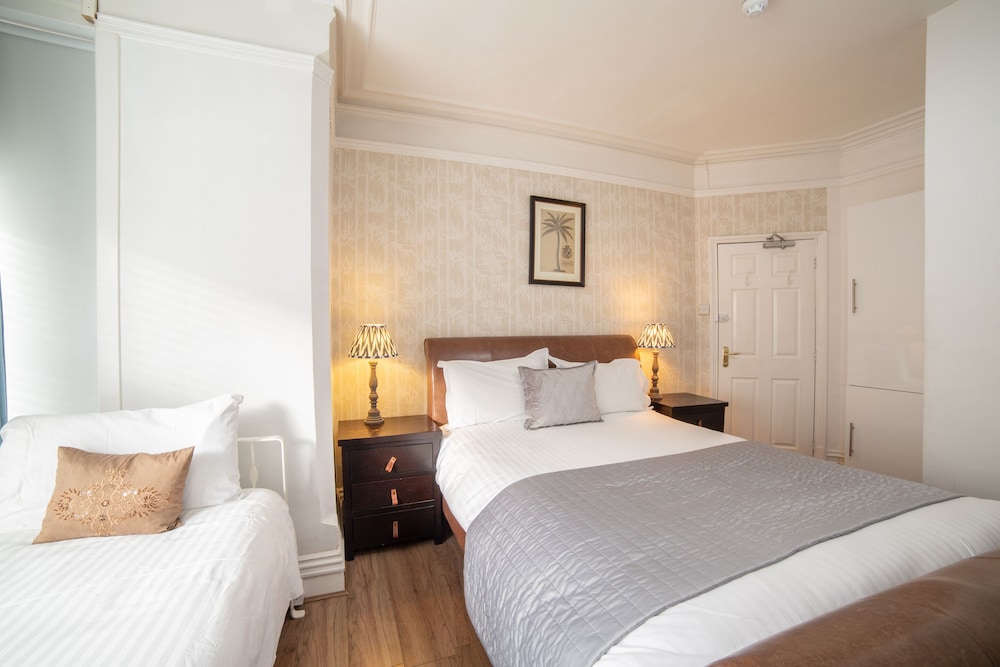 OYO Lonsdale Guest House 11/50