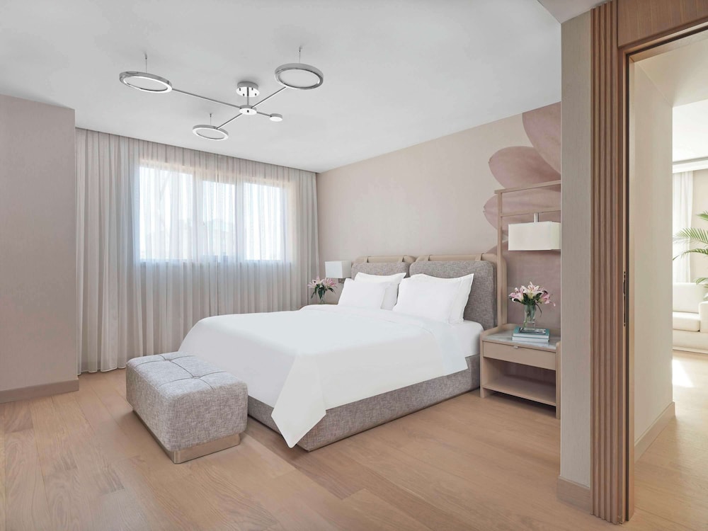 Movenpick Hotel Istanbul Bosphorus 10/50