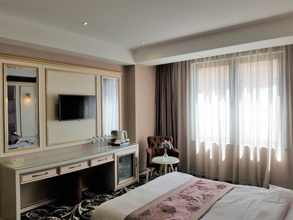 Gold Tbilisi Hotel 32/78