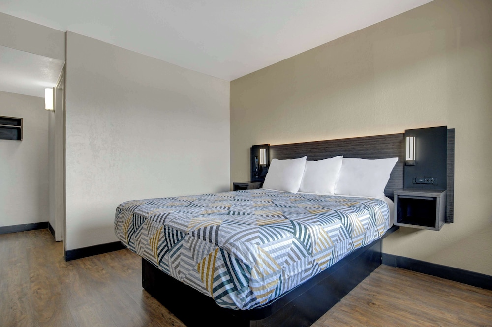 Motel6 Venice, FL 36/63