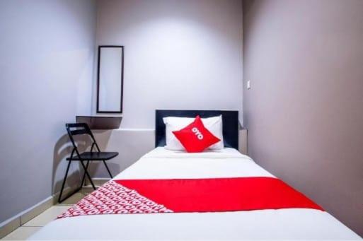 Oyo 44097 Avatarr Hotel 10/49
