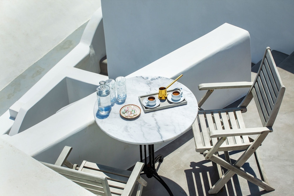 Diamond Luxury Suites 35/50