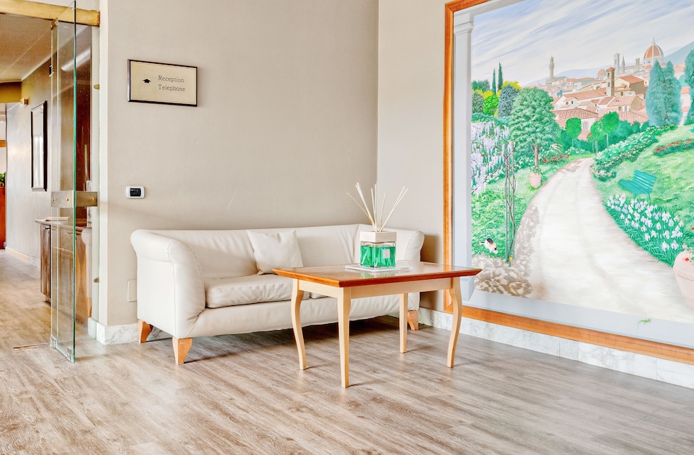 Italiana Hotels Florence 54/71