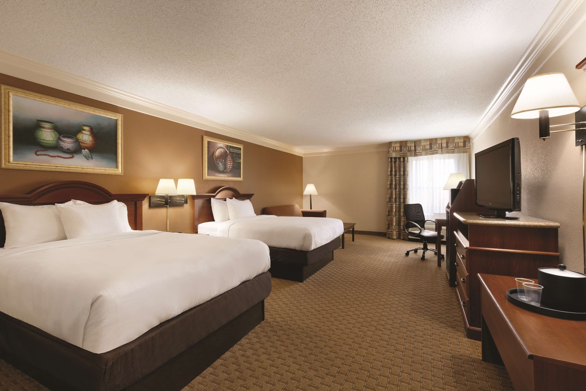 غرفة بسريرين كوين مع أريكة، Comfort Inn & Suites Portland Corpus Christi 3/5