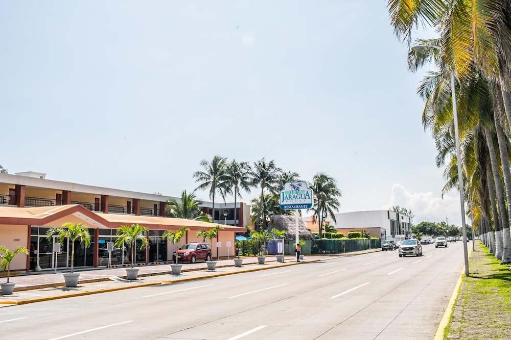 Hotel Jaragua 55/64