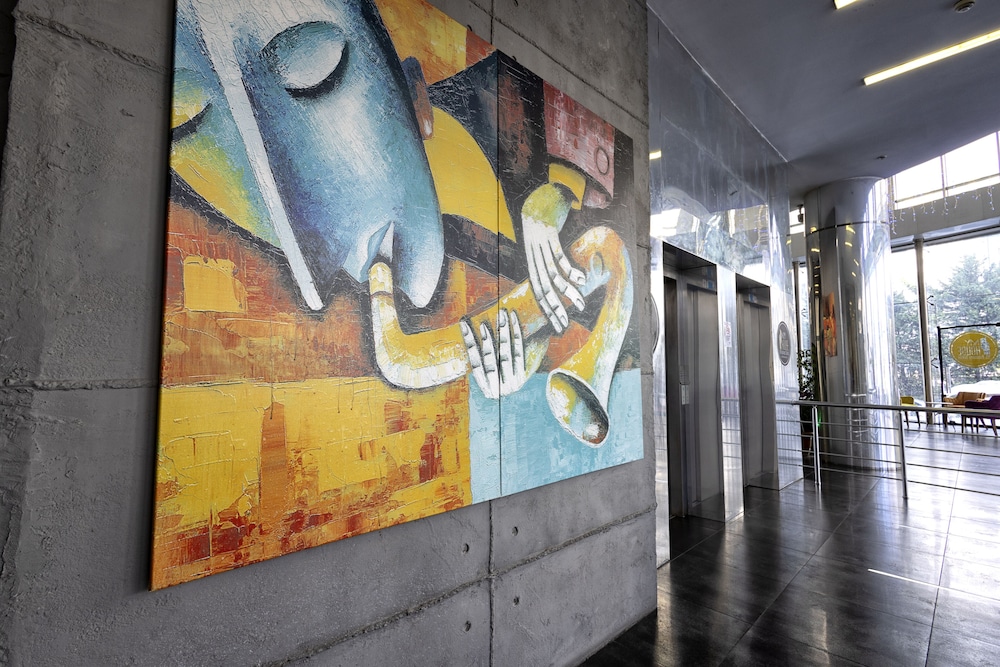 MyHouse N5 Suites 38/69
