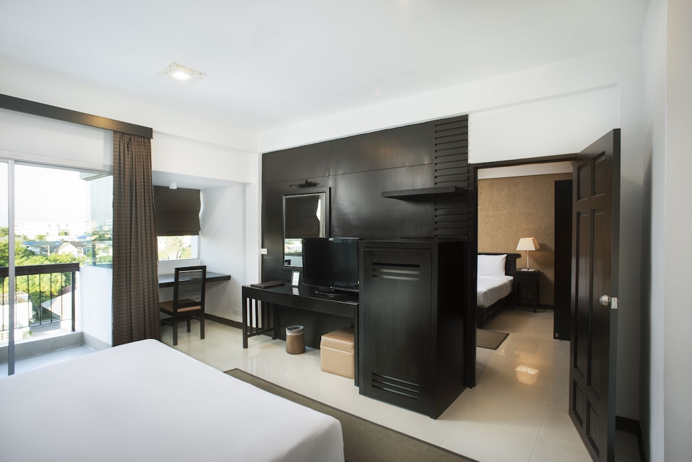 Siam Piman Hotel 29/72