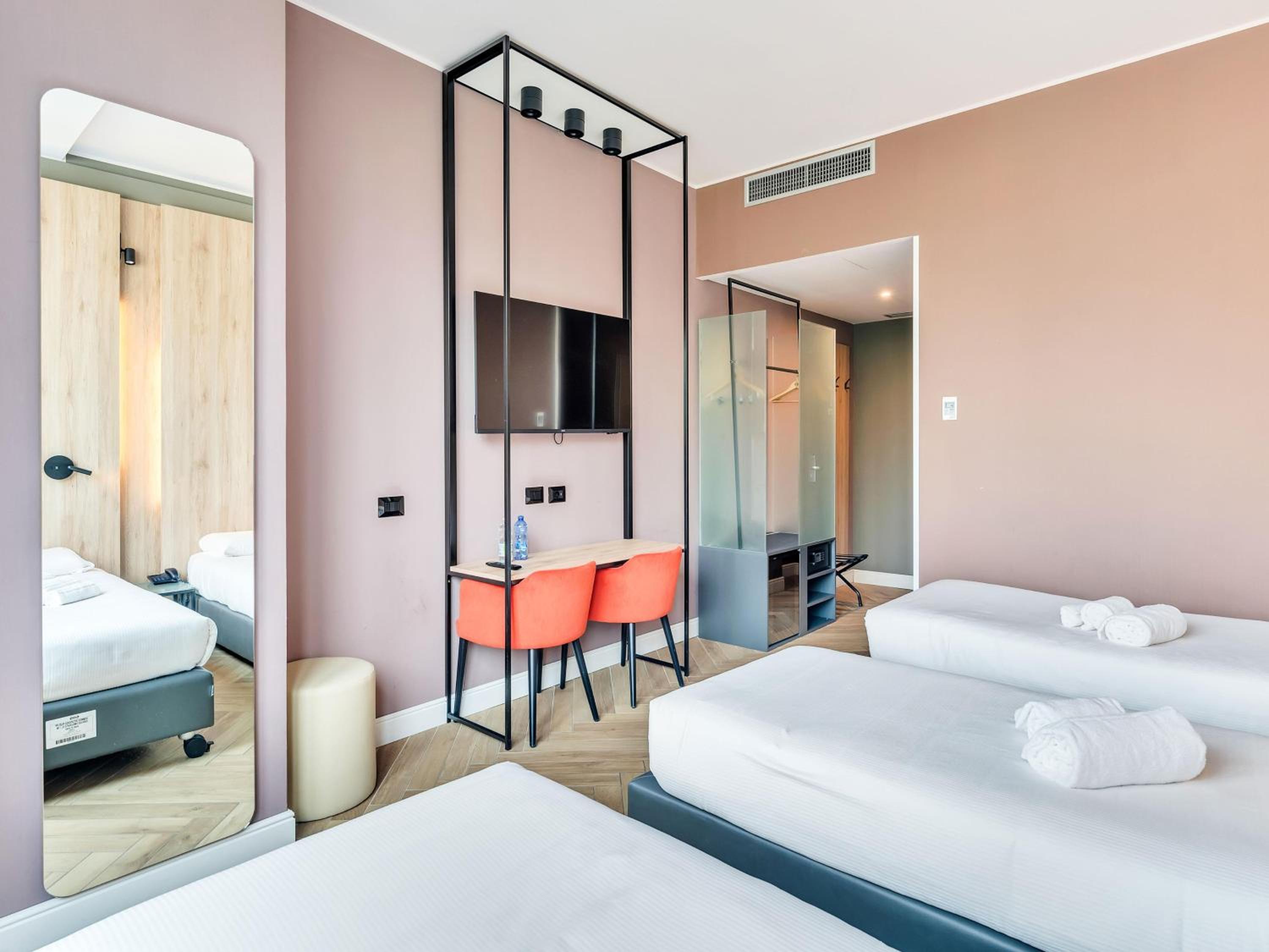 غرفة قياسية ثلاثية بسرير فردي، B&B Hotel Milano Aosta 6/8