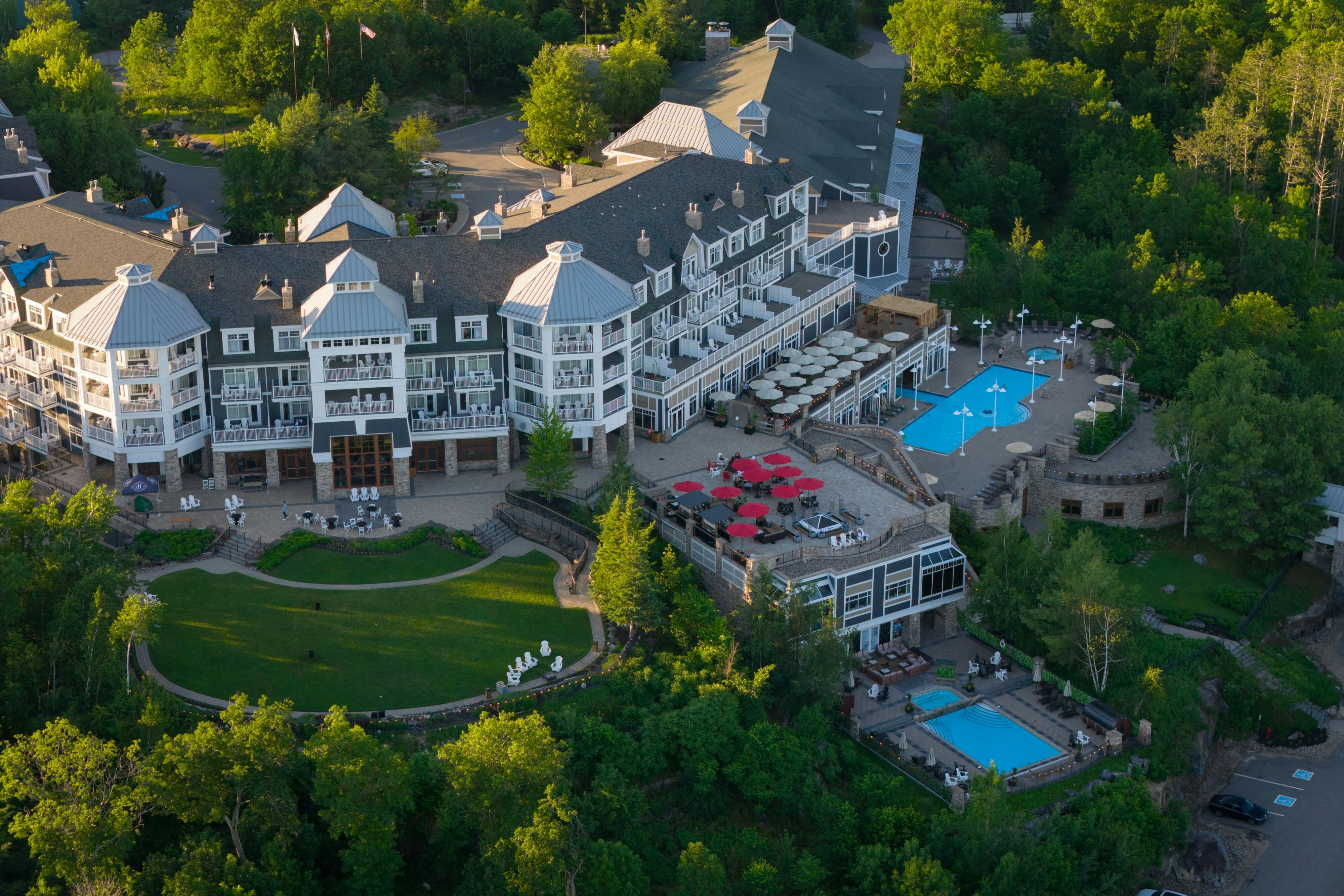 Jw Marriott the Rosseau Muskoka Resort Spa 4/77