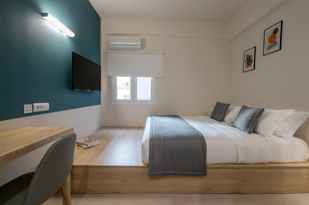 Deluxe, Double Bed